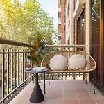 Sagrada Familia Cozy 3 Bedroom With Balcony