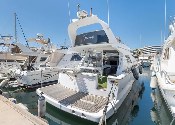 Barco Muy Romantico Con Parking