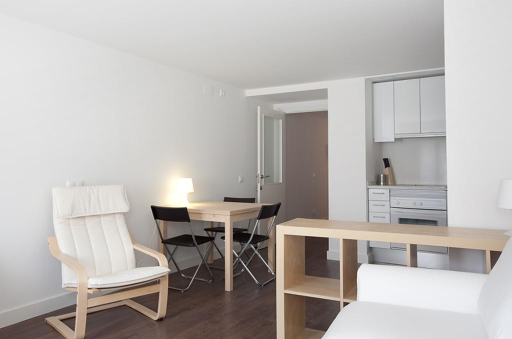 Apartment Blackandwhitehome Ramblas