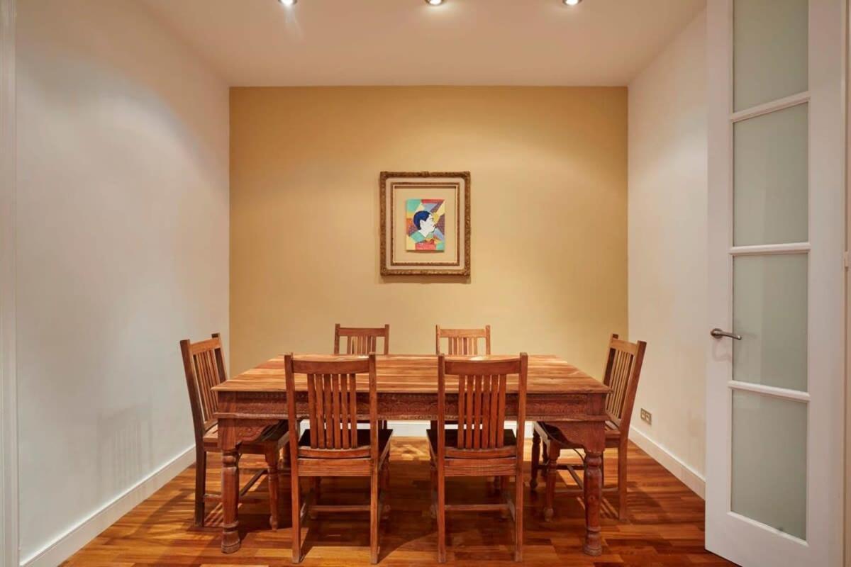 Apartment Classy 3bd - 2bth With Private Patio In Eixample *