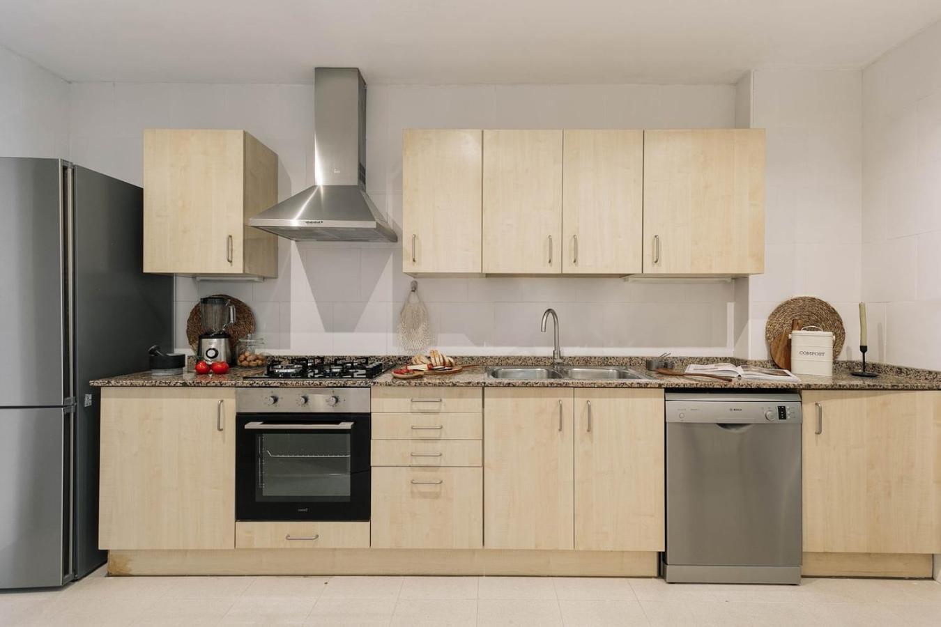 Sole - 2 Bedrooms In Poblenou * Barcelone