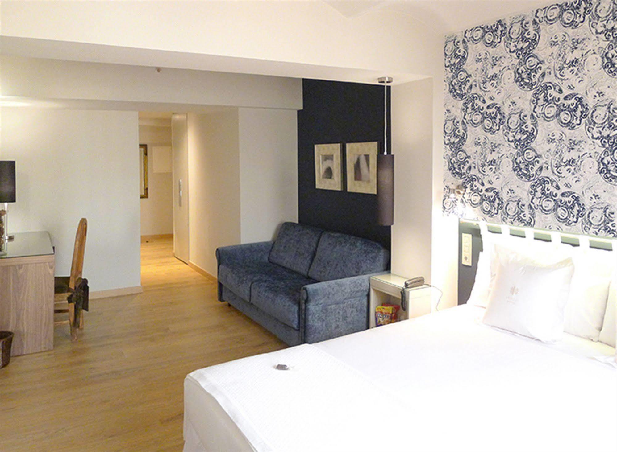 Sonder l Vasanta 3*