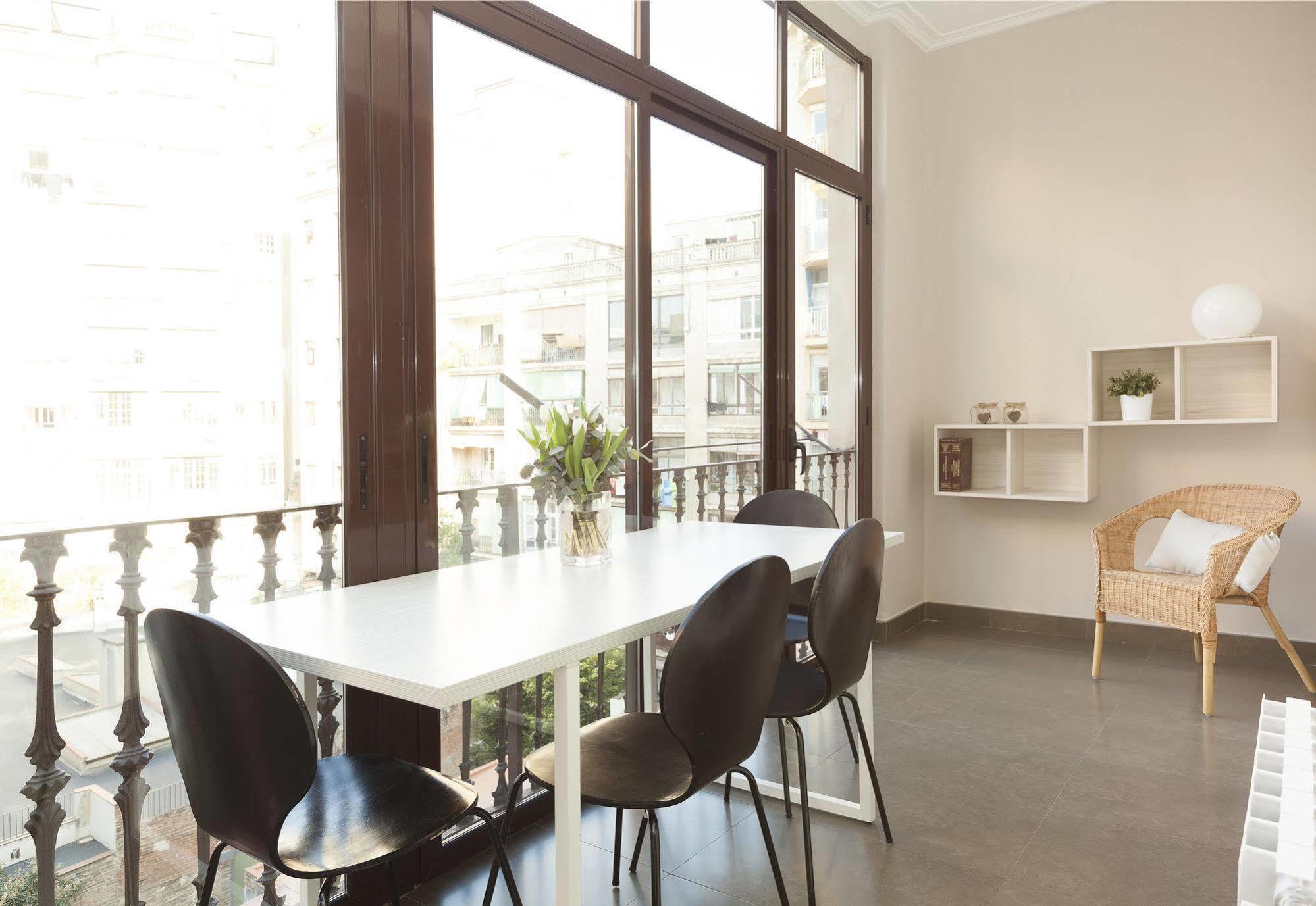 Easy Sleep Gaudi Terrace Apartment *