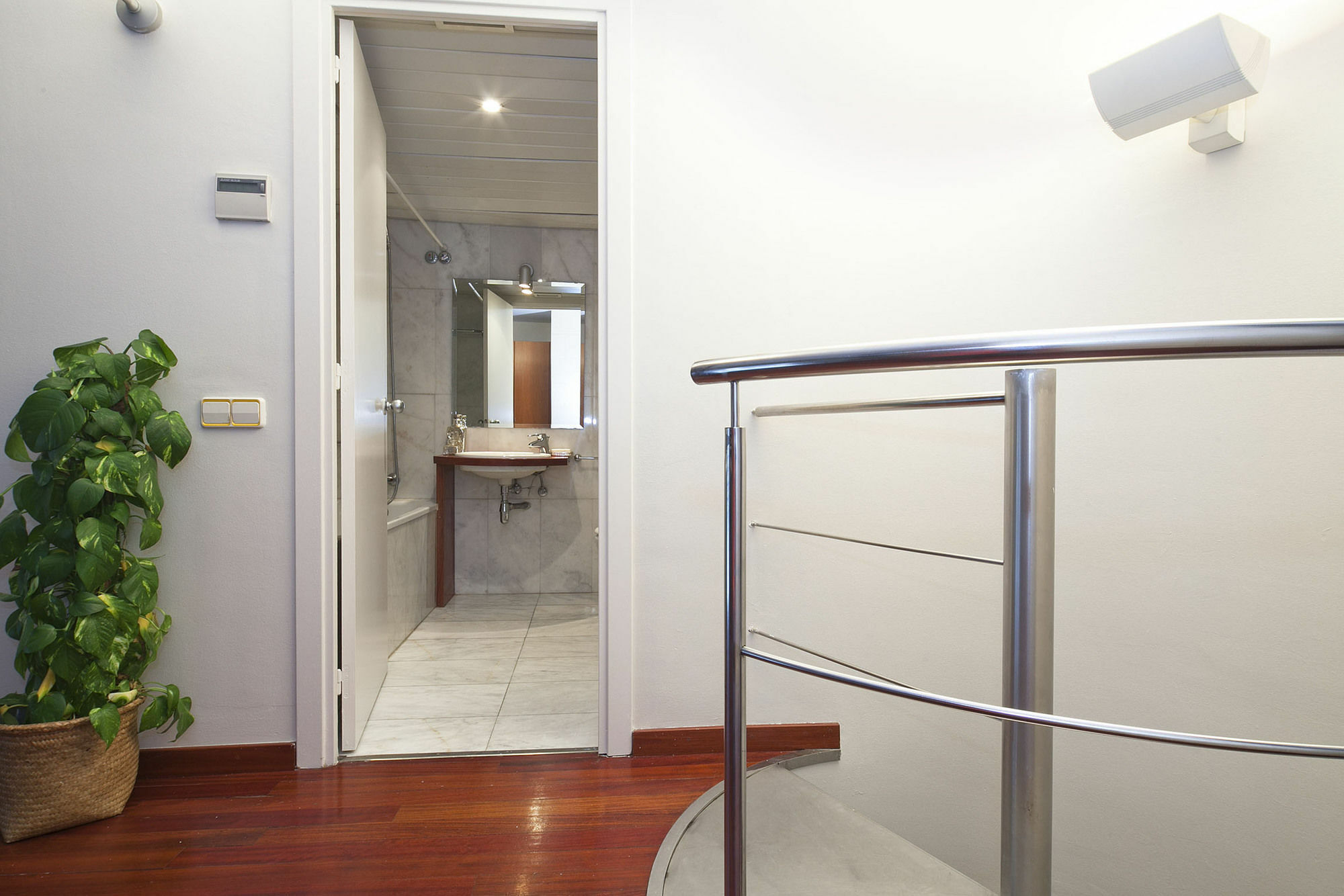 My Space Barcelona Gracia Pool Near Center Apartment *