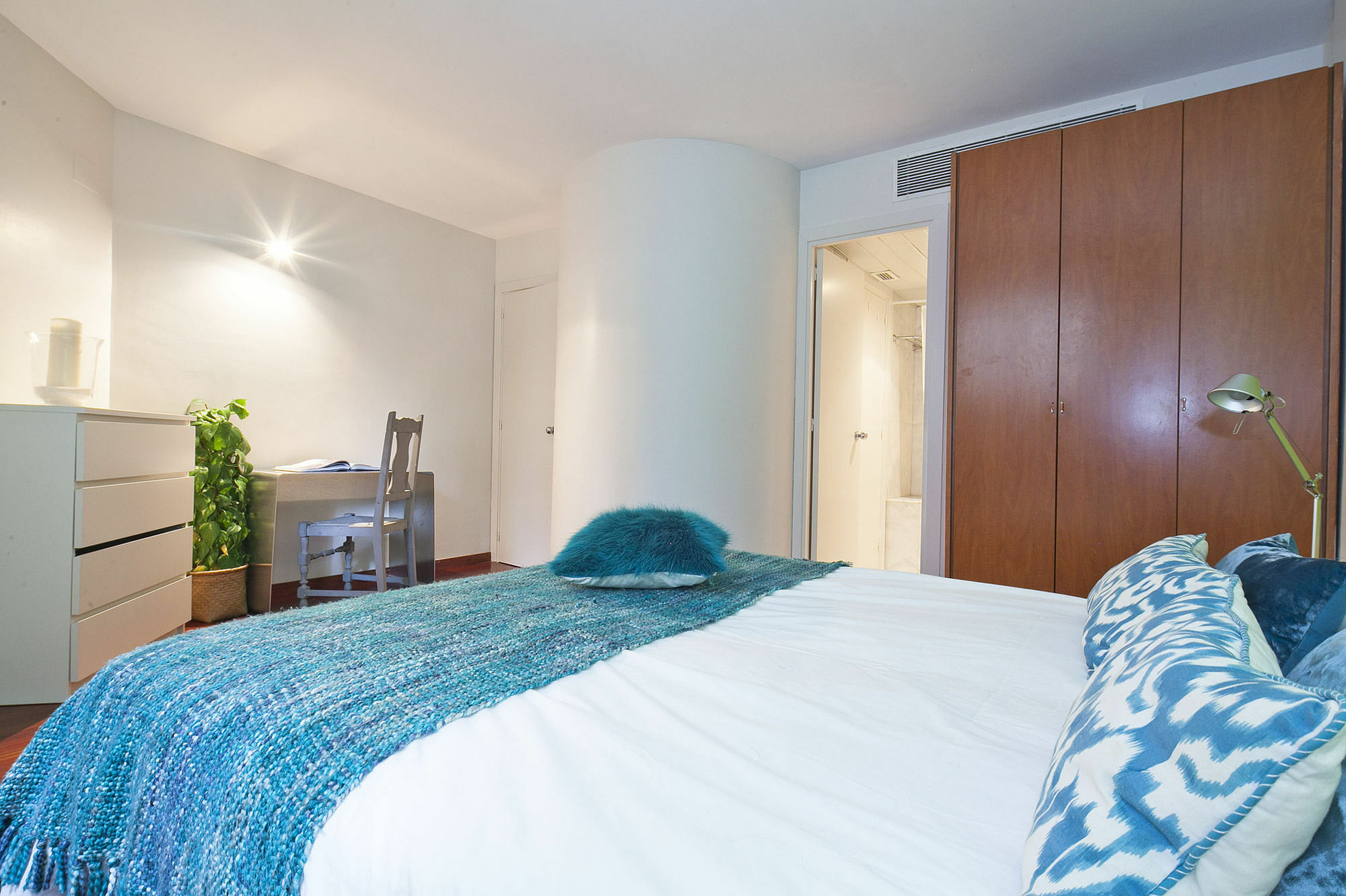 My Space Barcelona Gracia Pool Near Center Apartment *