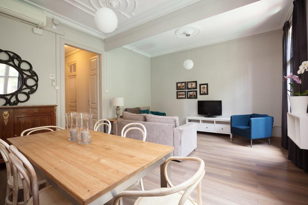 Easy Sleep Gaudi Terrace Apartment