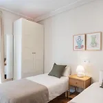 Warmth And Comfort In The Sought-After Eixample