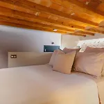 Fully Equipped Upscale Loft Weekly Cleaning Incl