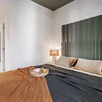 Mojacar - 2 Bedrooms In Eixample Esquerra