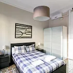 Placa Universitat Apartments