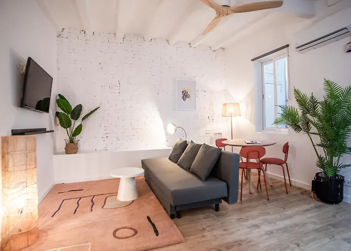 44Poc1062 - Studio Newly Decorated In Poble Sec