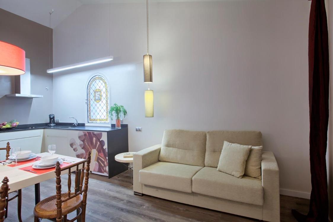 Apartment Short Stay Group Sagrada Familia Serviced Apartments *
