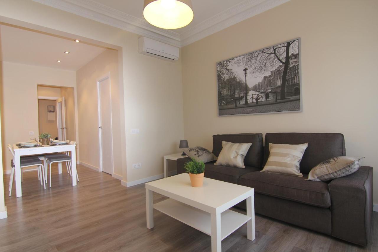 Apartment Felip Ii - Spacious And Quiet & One With Private Terrace *