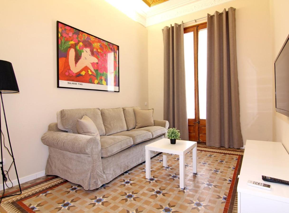 Girona - Modernist Next To Paseo De Gracia