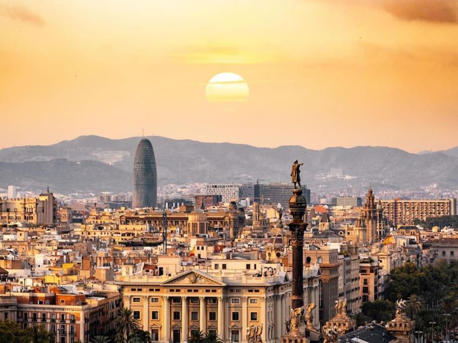 Ramblas! Dreaming Pent With Terrace 6pax Apartment