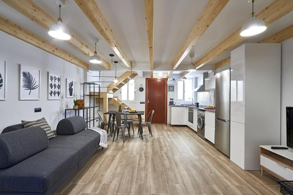 Appartement Bebarceloner Eixample Duplex