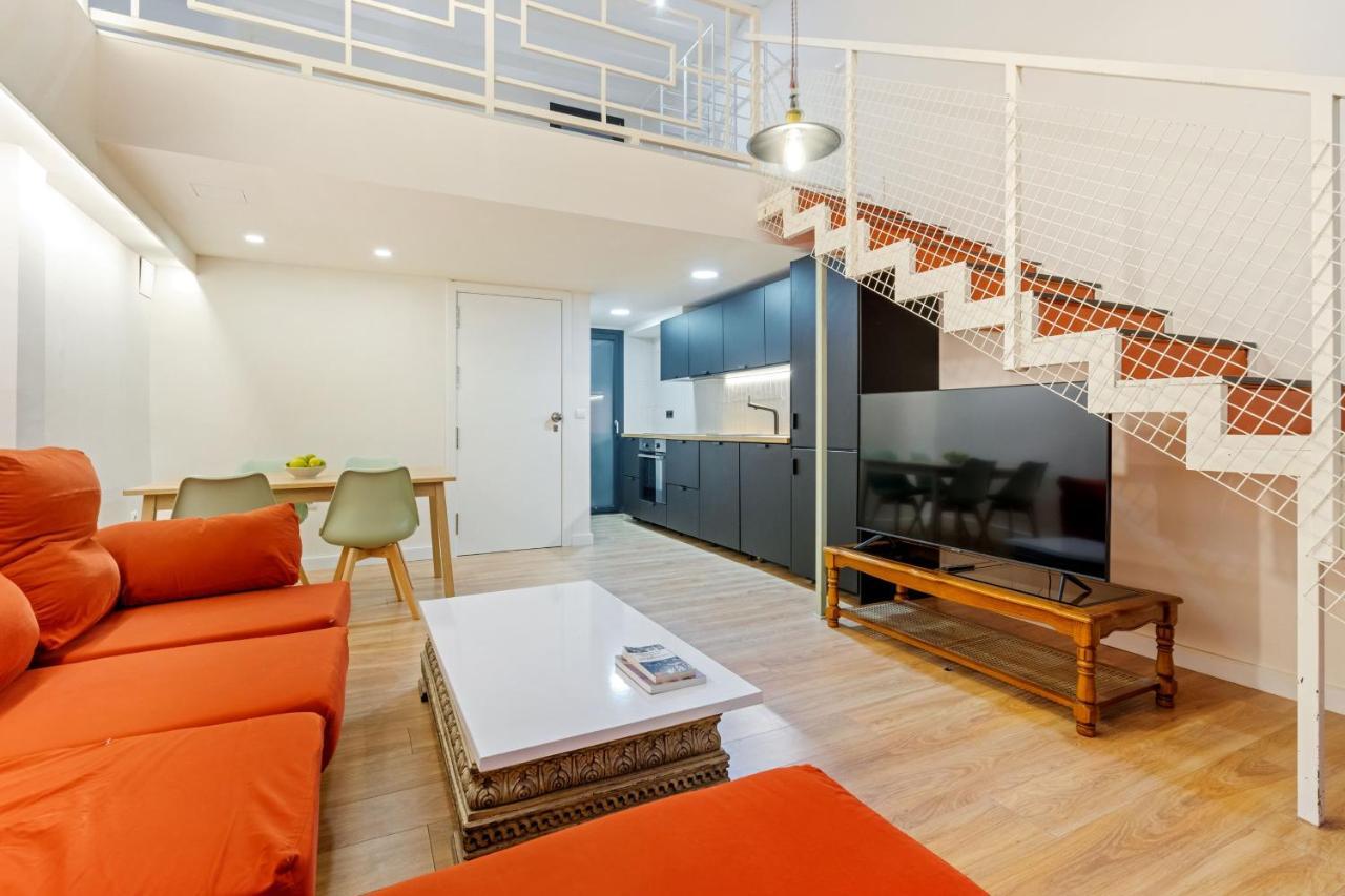 Quiet Gem With Jacuzzi In The Center Apartment Barcelona