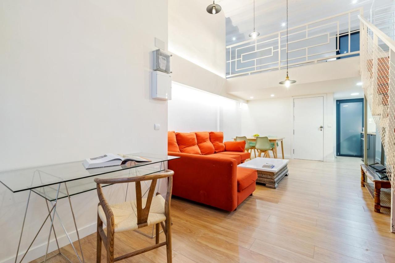 Quiet Gem With Jacuzzi In The Center Apartment Barcelona