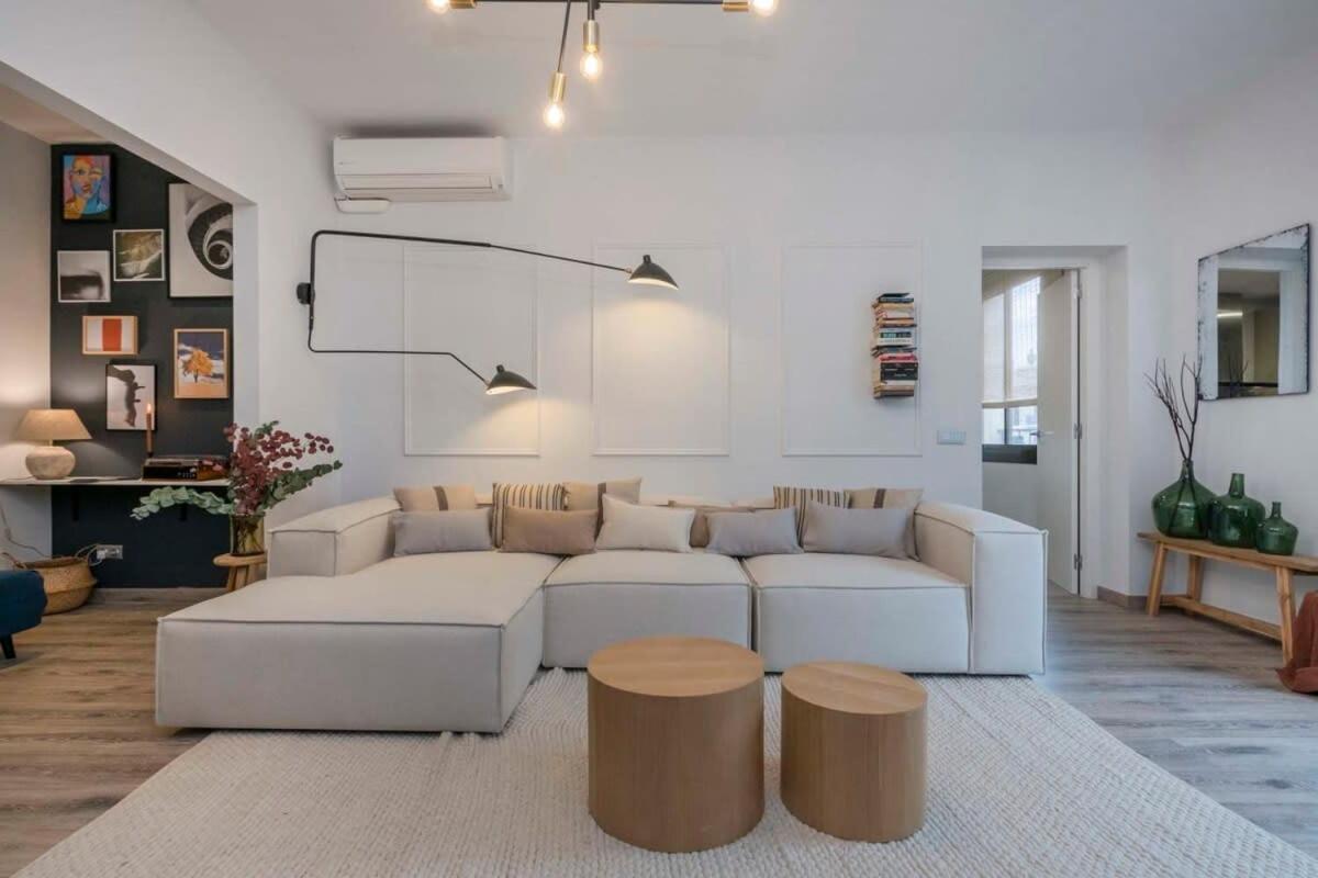 Luxury 4-bedrooms In Rambla De Catalunya Appartement *