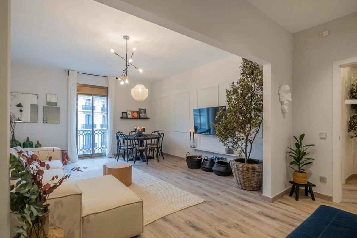 Luxury 4-bedrooms In Rambla De Catalunya Appartement