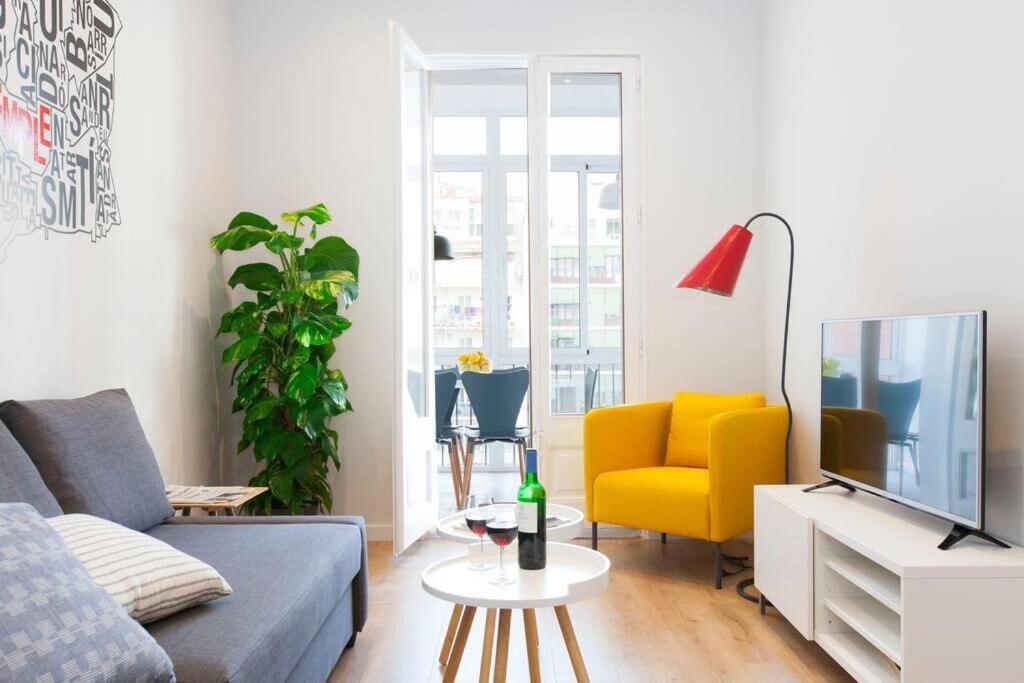 Perfectly Located 4bed 4bath In Eixample