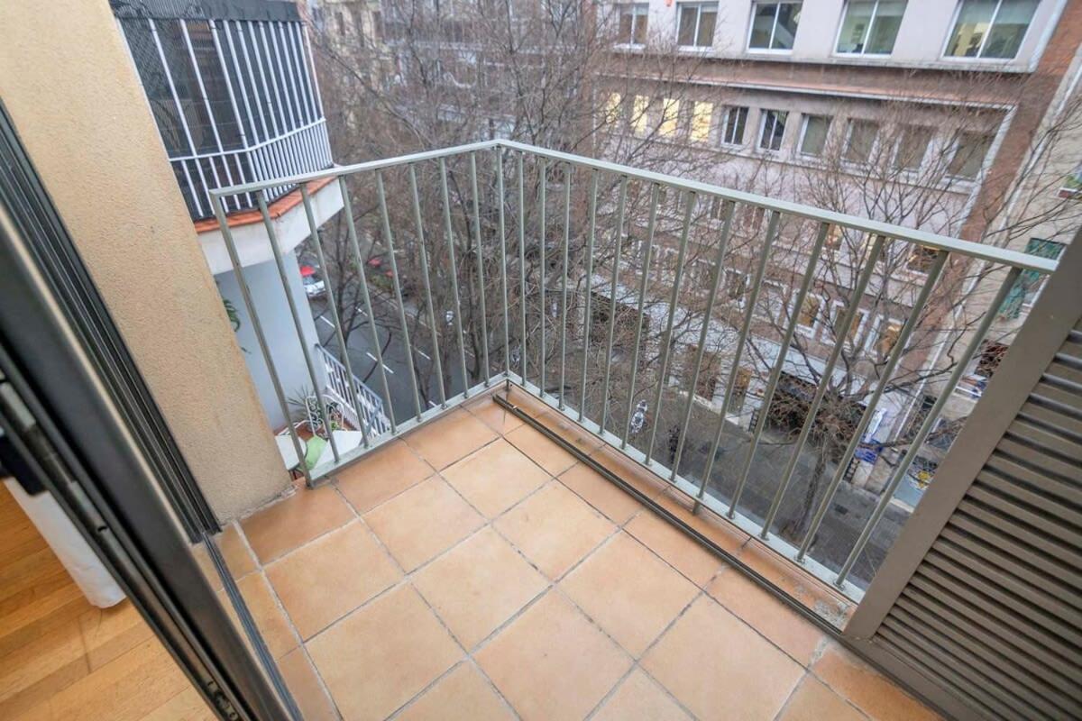 Modern&bright Duplex In Eixample 4-3 Apartment Barcelona