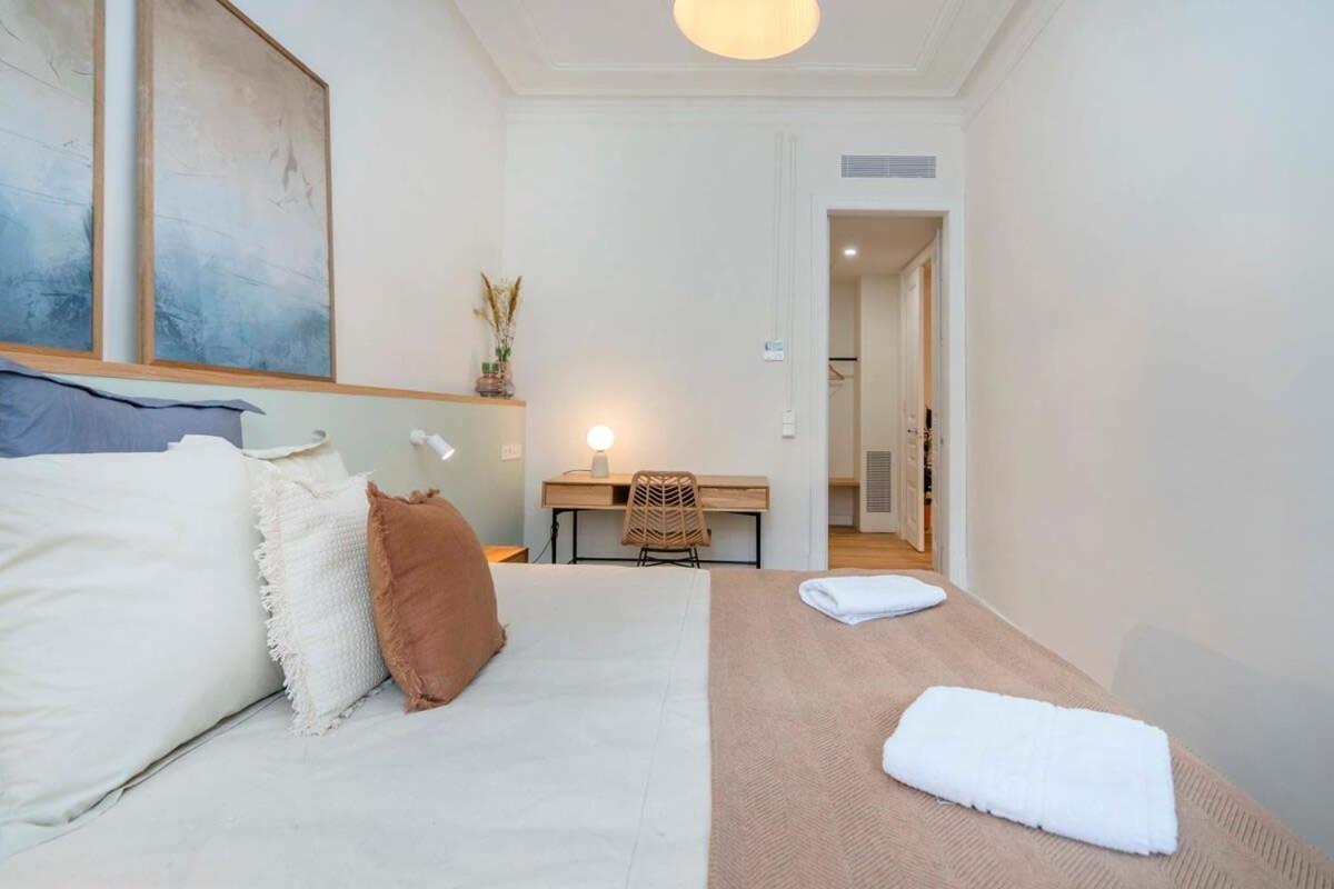 Exclusive Paseo De Gracia 5bd 5bth With Terrace