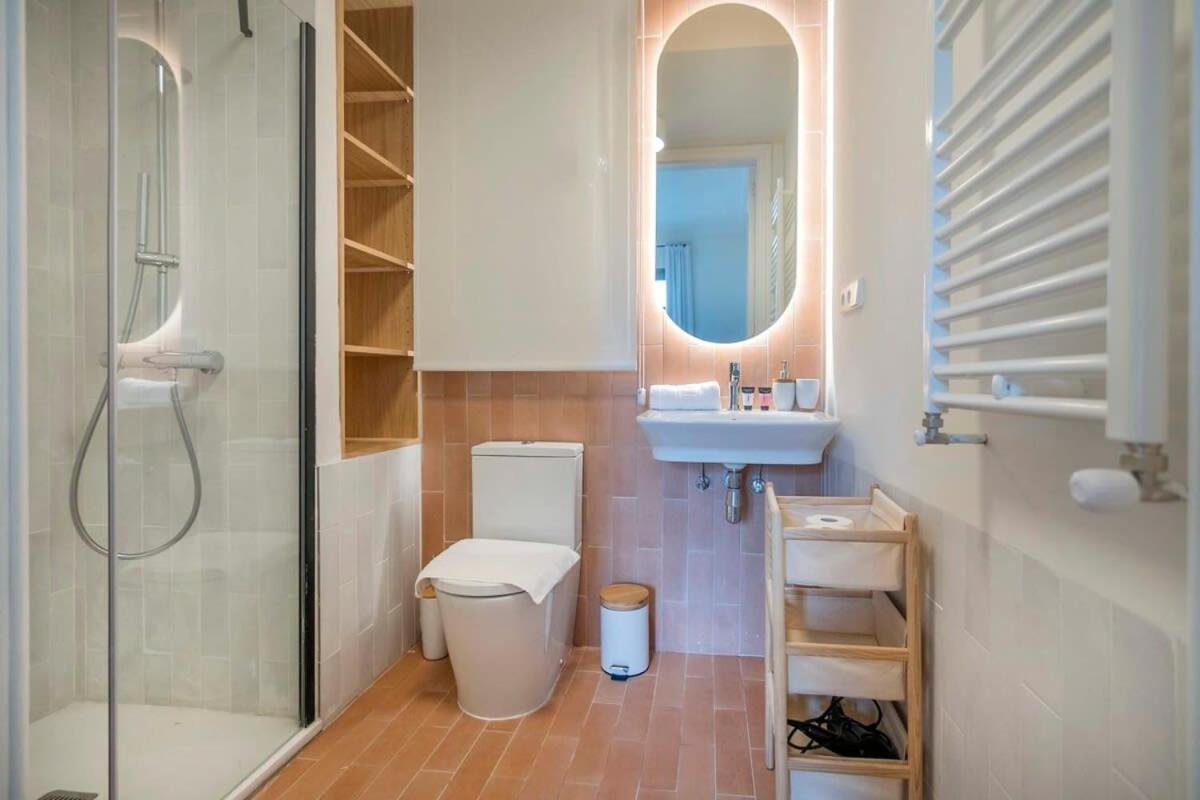 Apartment Exclusive Paseo De Gracia 5bd 5bth With Terrace