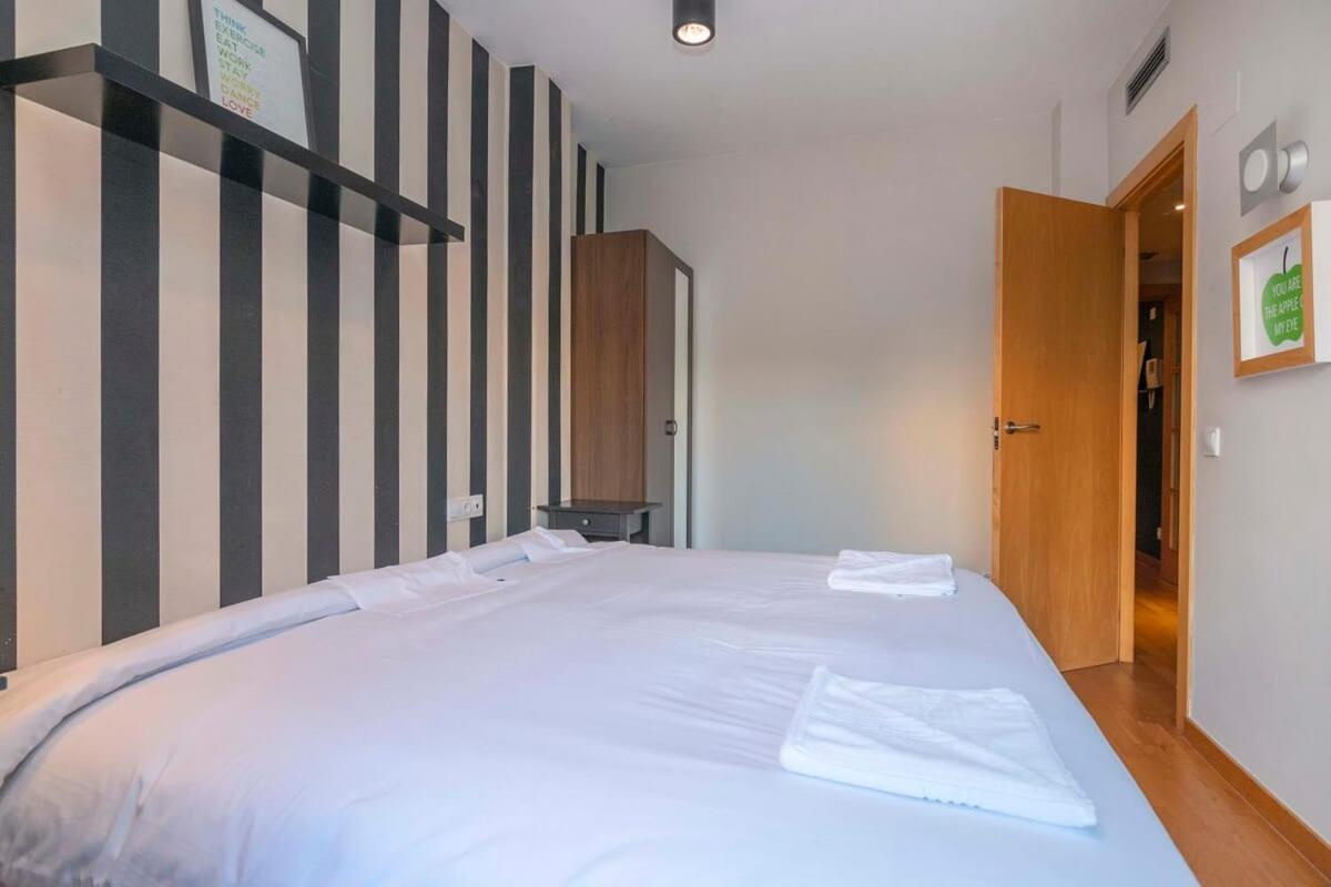 Apartment Modern And Bright In Eixample 3-1