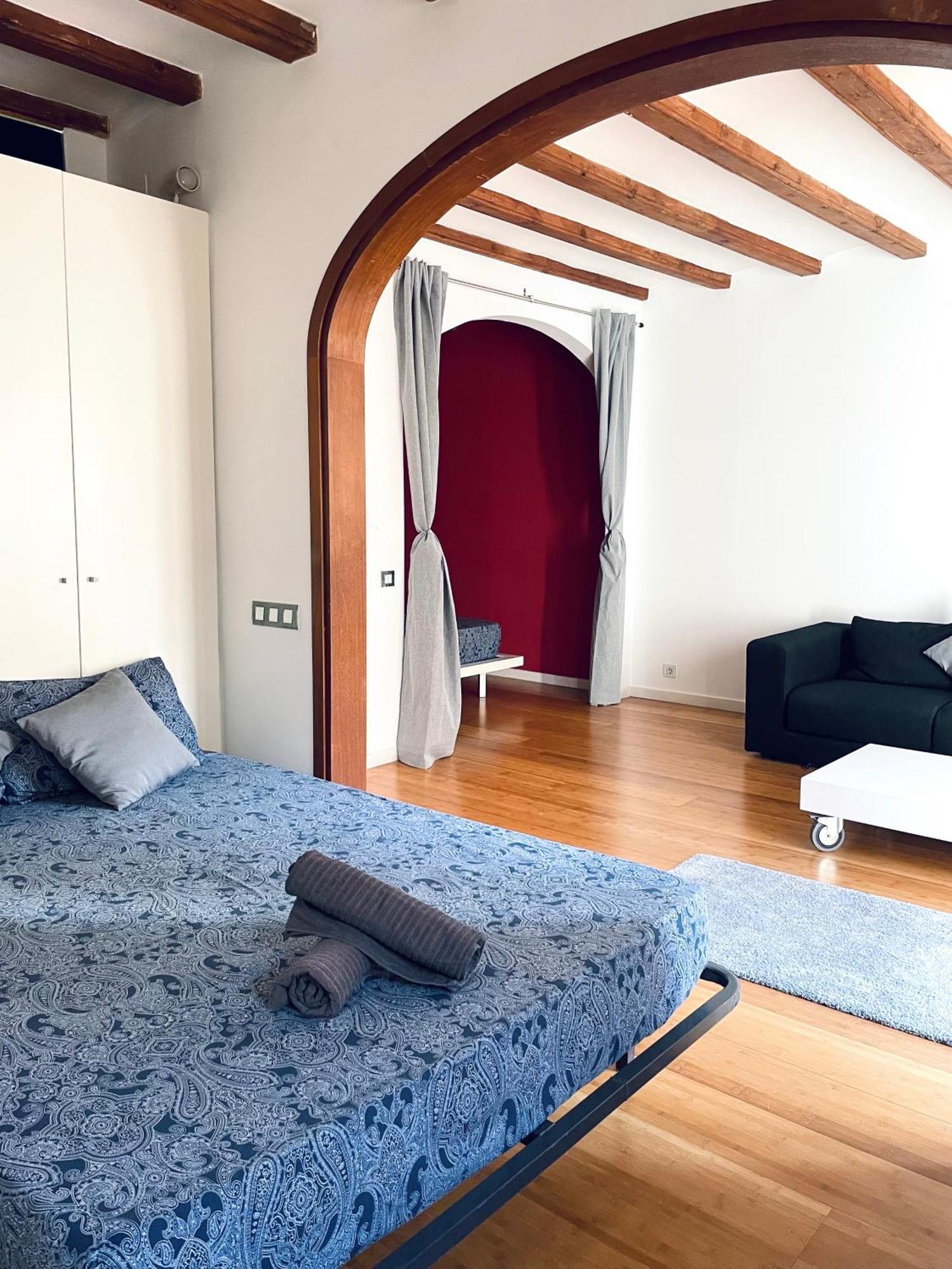 Nou De La Rambla 2 Bed & Breakfast *