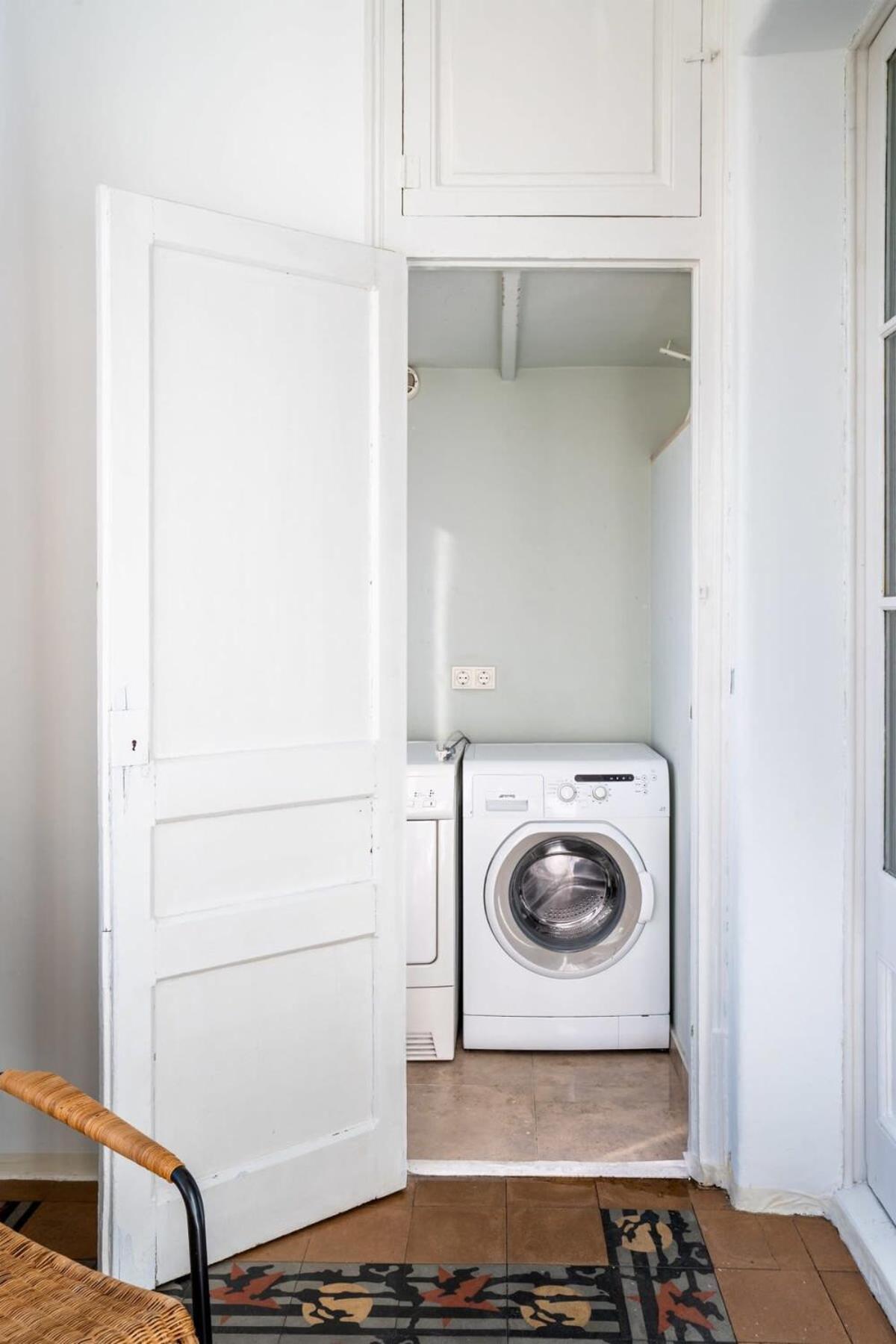 Apartamento Gran Via Historic Catalan 4bd Only For Families Or Business Groups *