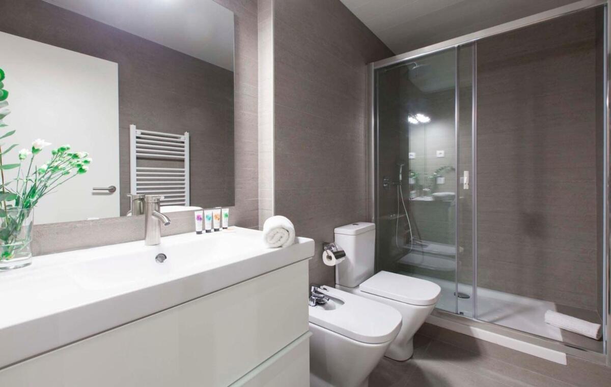 Appartement Perfectly Located 4bed 4bath In Eixample *