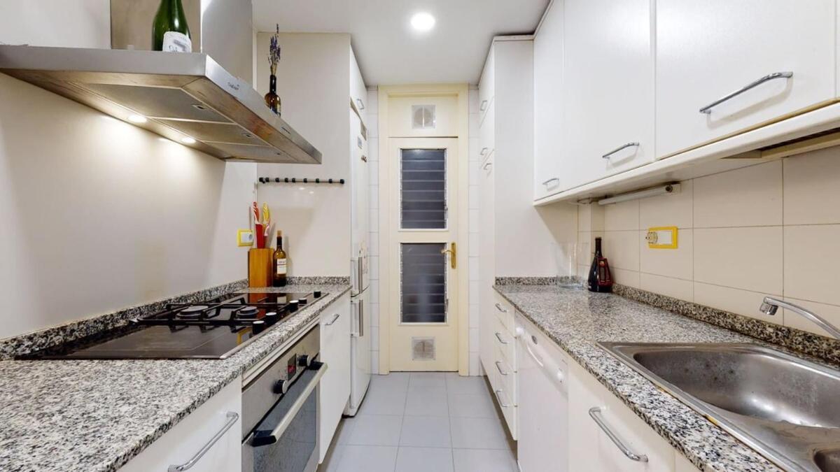 Appartement Modern And Bright Three-bedroom In Eixample *