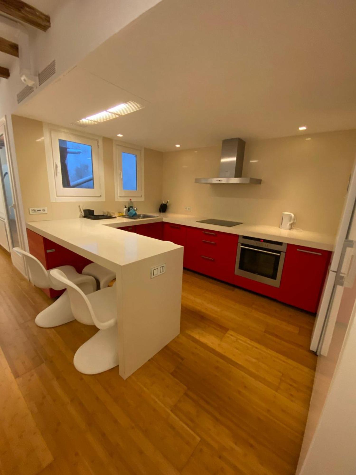 Bed & Breakfast Nou De La Rambla 2 *