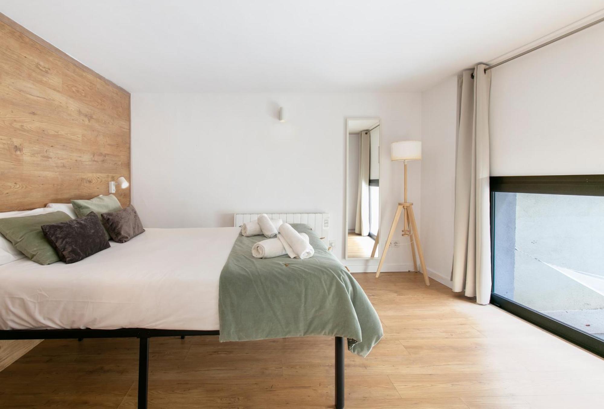 Chic And Modern In Gracia Appartement *