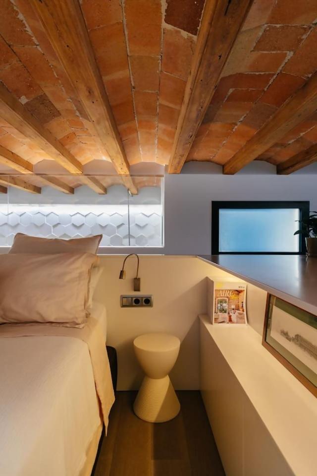 Fully Equipped Upscale Loft Weekly Cleaning Incl Apartment Barcelona
