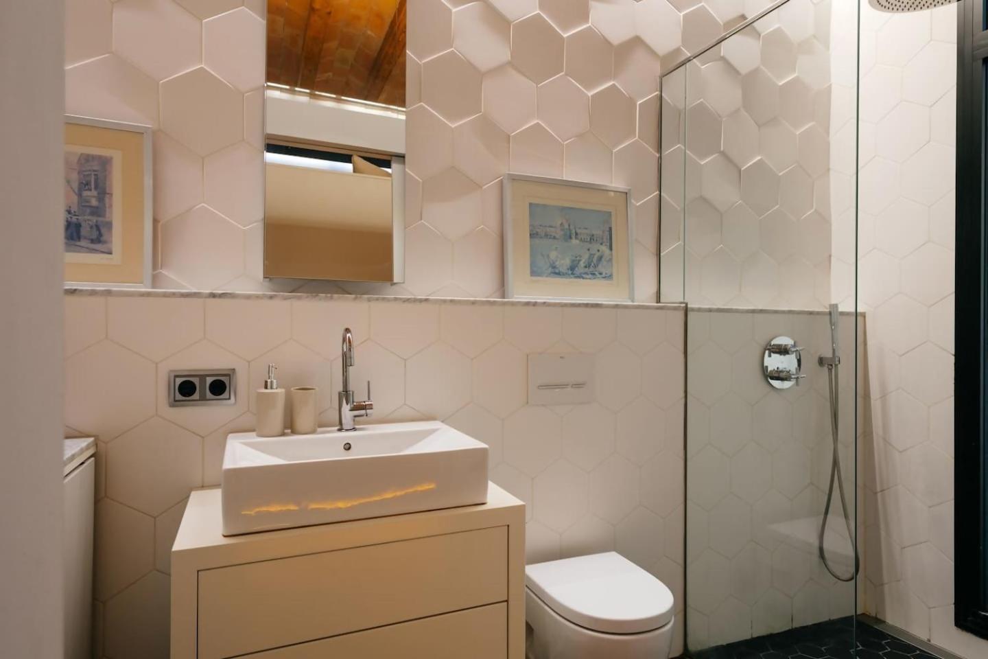 Fully Equipped Upscale Loft Weekly Cleaning Incl * Barcelona