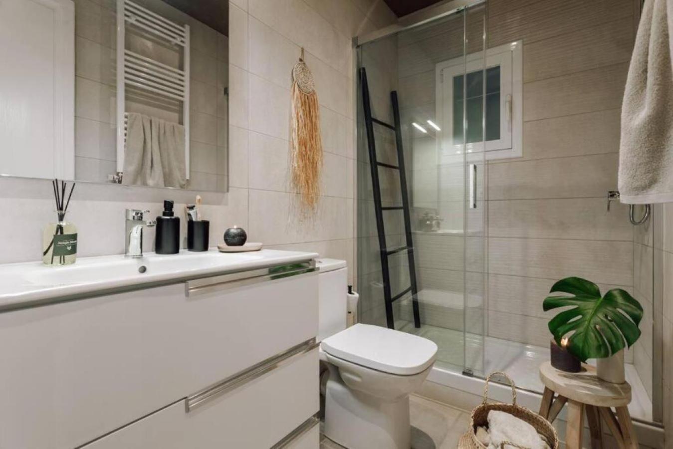 Zioba - 3 Bedroom And Balcony In Gracia Apartment Barcelona