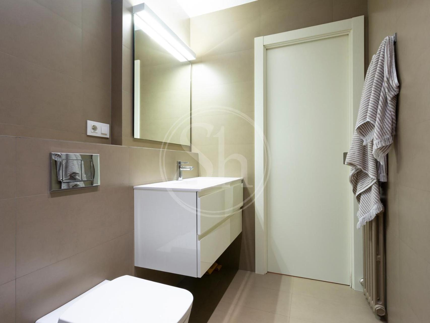 Apartment Con Terraza Junto A Paseo De Gracia