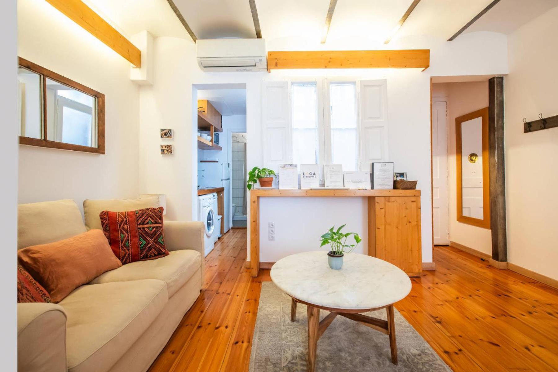 52cir1072 - Cozy In The Heart Of Gracia Apartment *