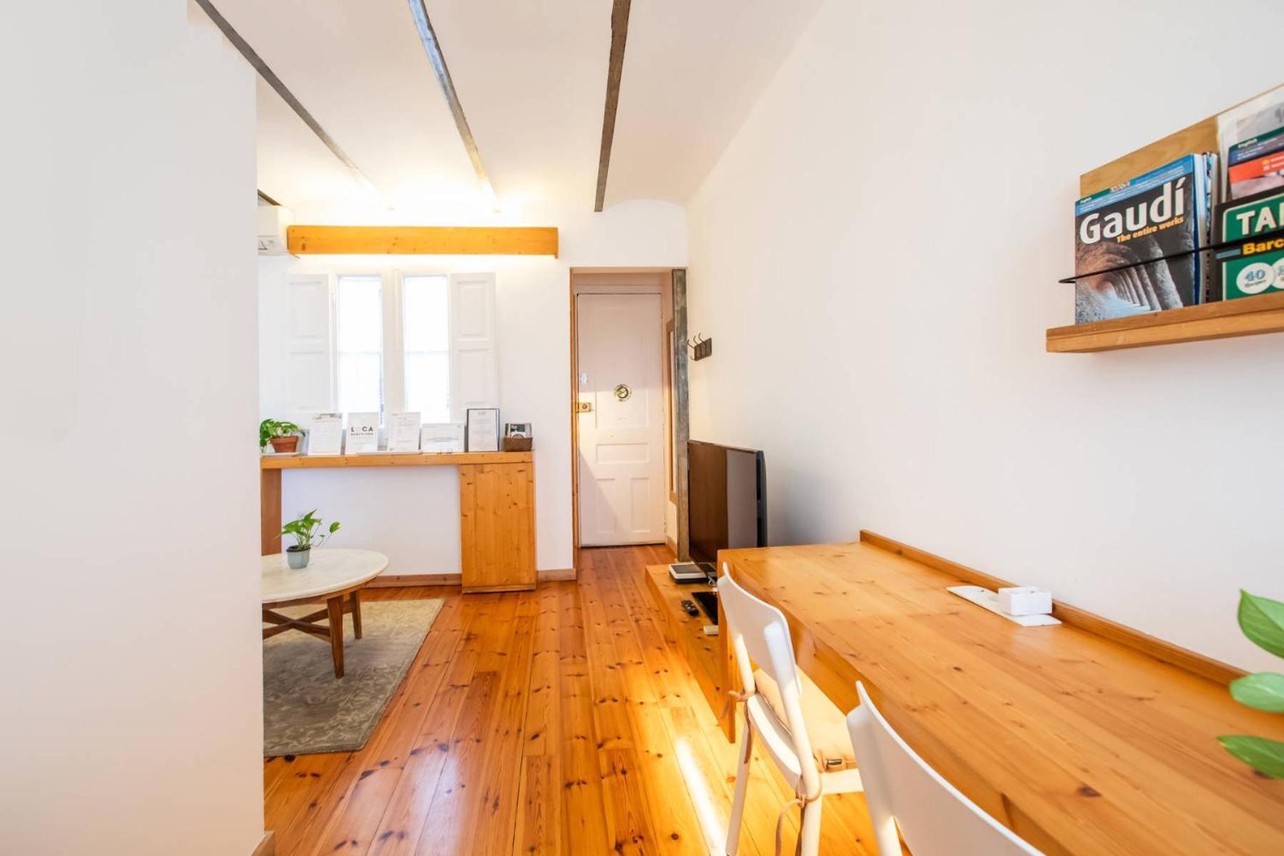 52cir1072 - Cozy In The Heart Of Gracia Apartment