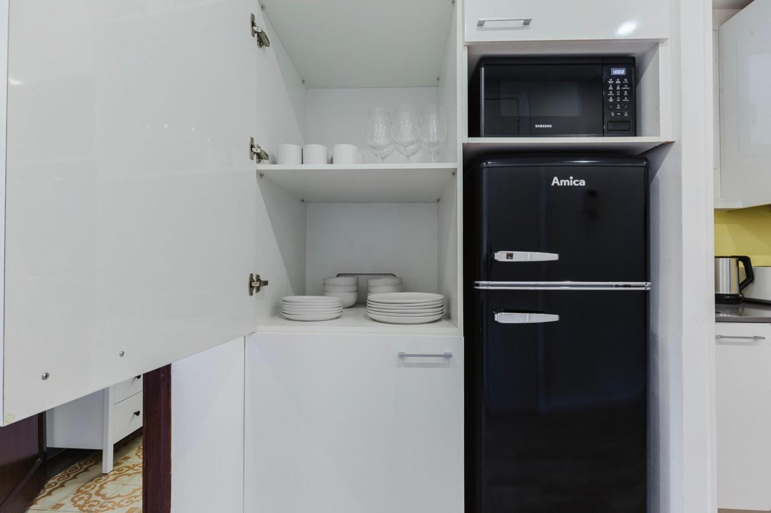 Blueground De Gracia Balcony Elev Washer Bcn-148 Apartment *