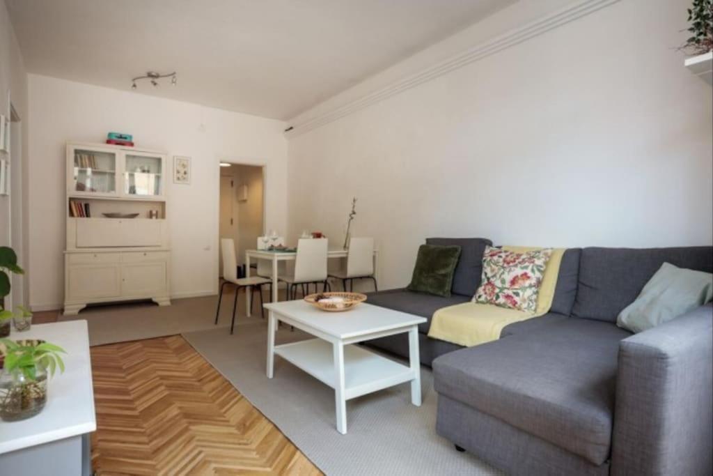 Renovated In De Gracia Appartement Barcelone