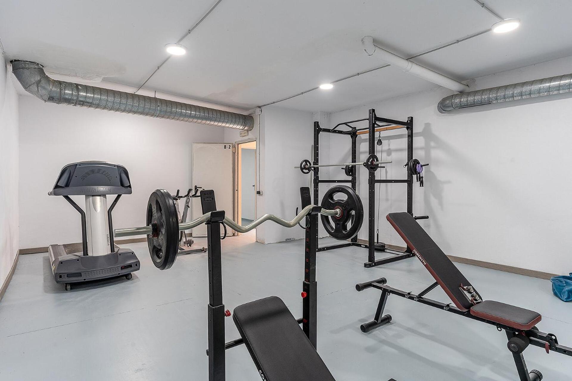 4237 - Ab Santa Coloma Iii Apartment