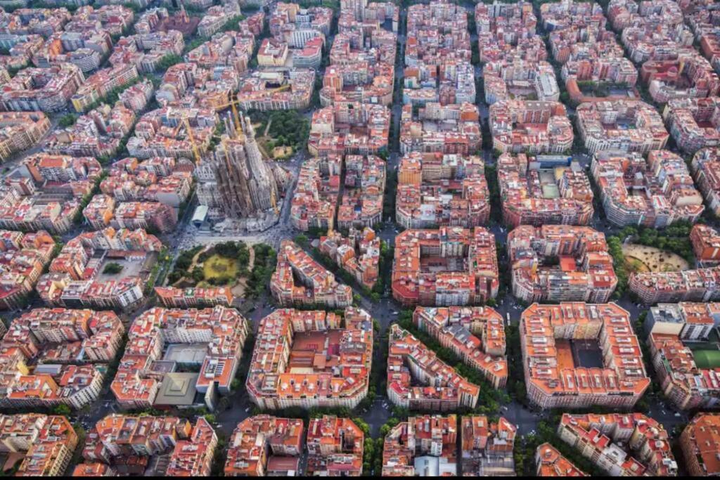 Sant Joan Entresol Apartment