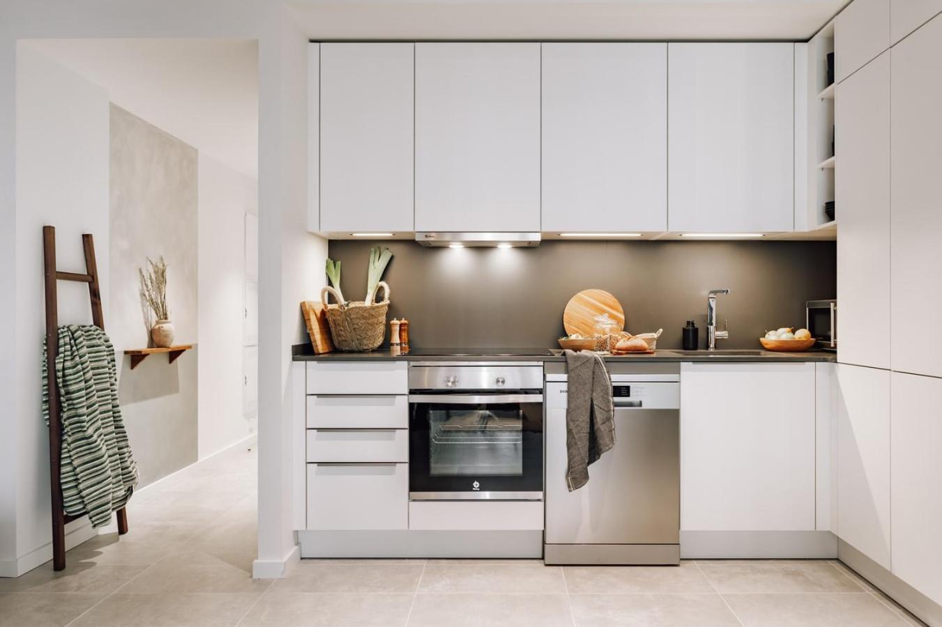 Apartment Mojacar - 2 Bedrooms In Eixample Esquerra Barcelona