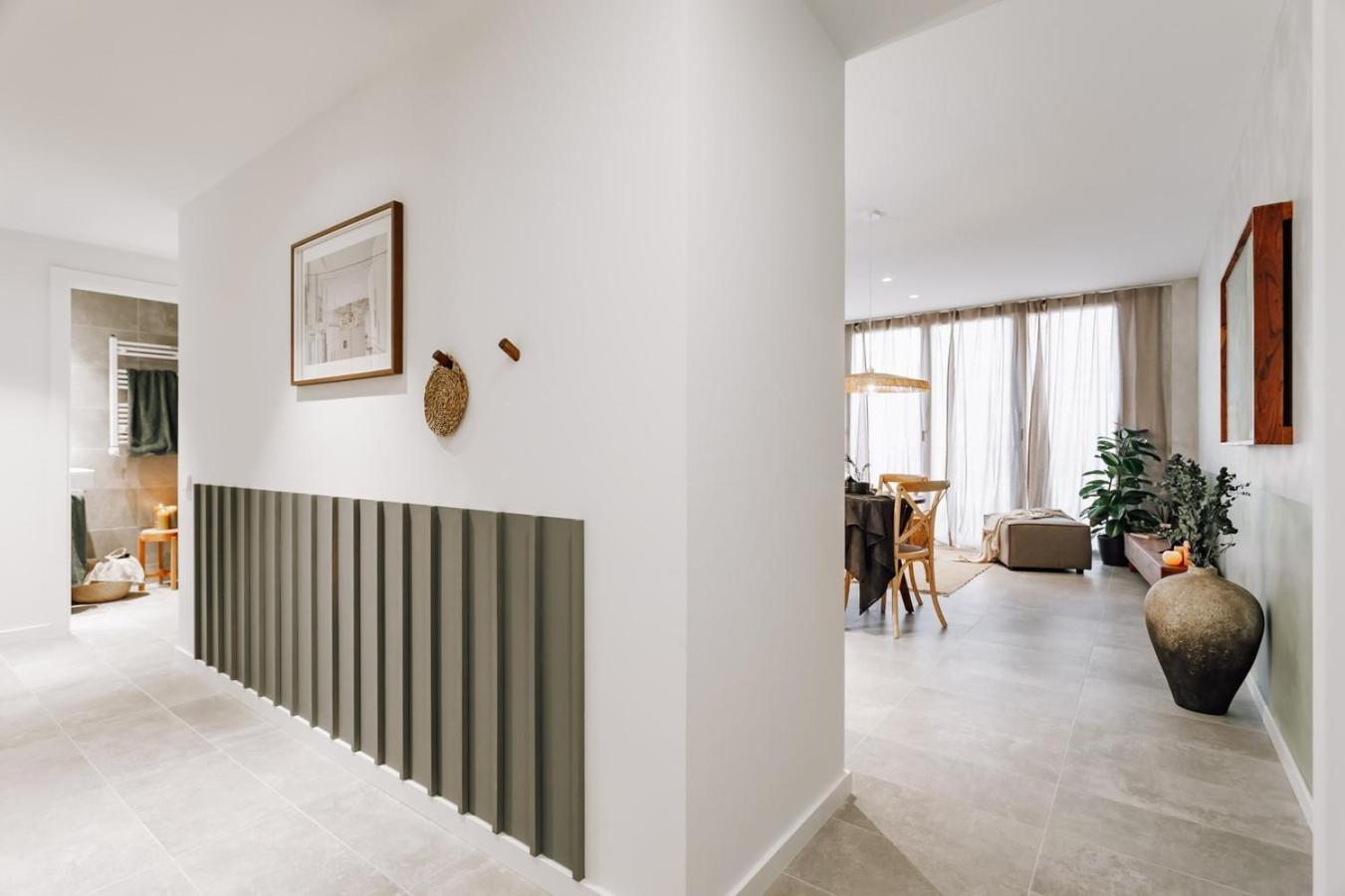 Mojacar - 2 Bedrooms In Eixample Esquerra Apartment