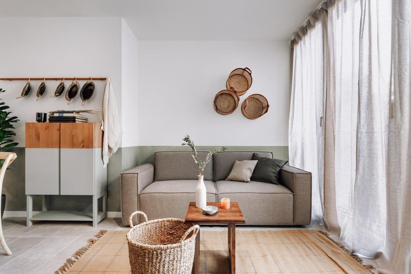 Apartment Mojacar - 2 Bedrooms In Eixample Esquerra *