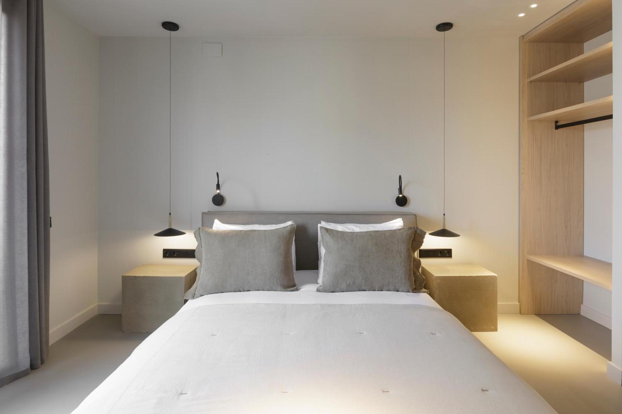 The Diagonal Sagrada By Sweett Apartment Barcelona
