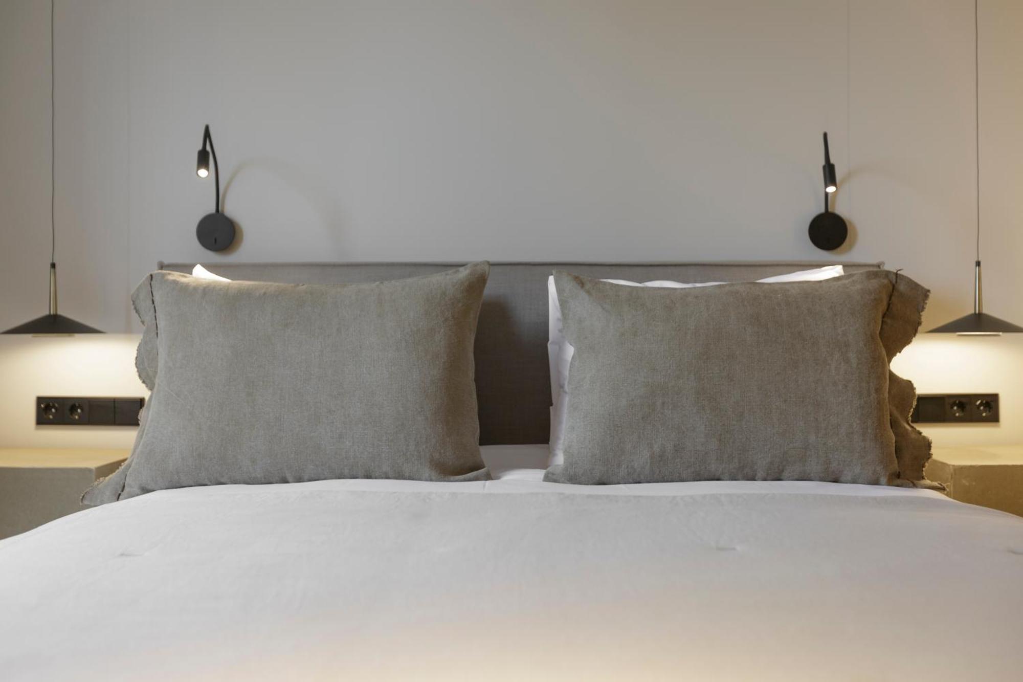 Apartment The Diagonal Sagrada By Sweett Barcelona